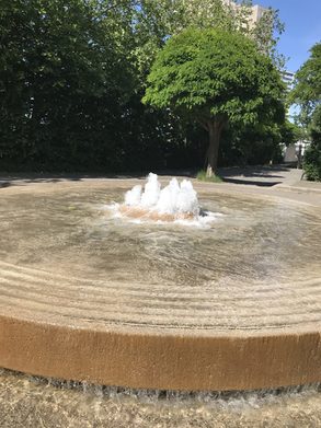 Der Brunnen auf dem Lerchenberg