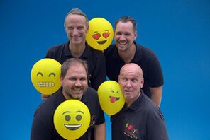 Ein Werbeplakat für die Veranstaltung. &copy; Physik in 4 D