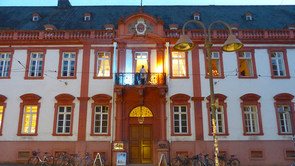 Das Mainzer Kommunale Kino CinéMayence befindet sich im ersten Stock des barocken Schönborner Hof.