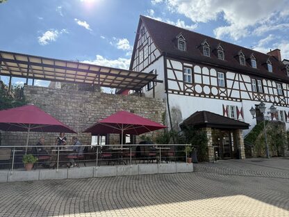 Der imposante Fachwerkbau.