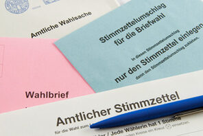 Stimmzettel zur Wahl &copy; AdobeStock / VRD
